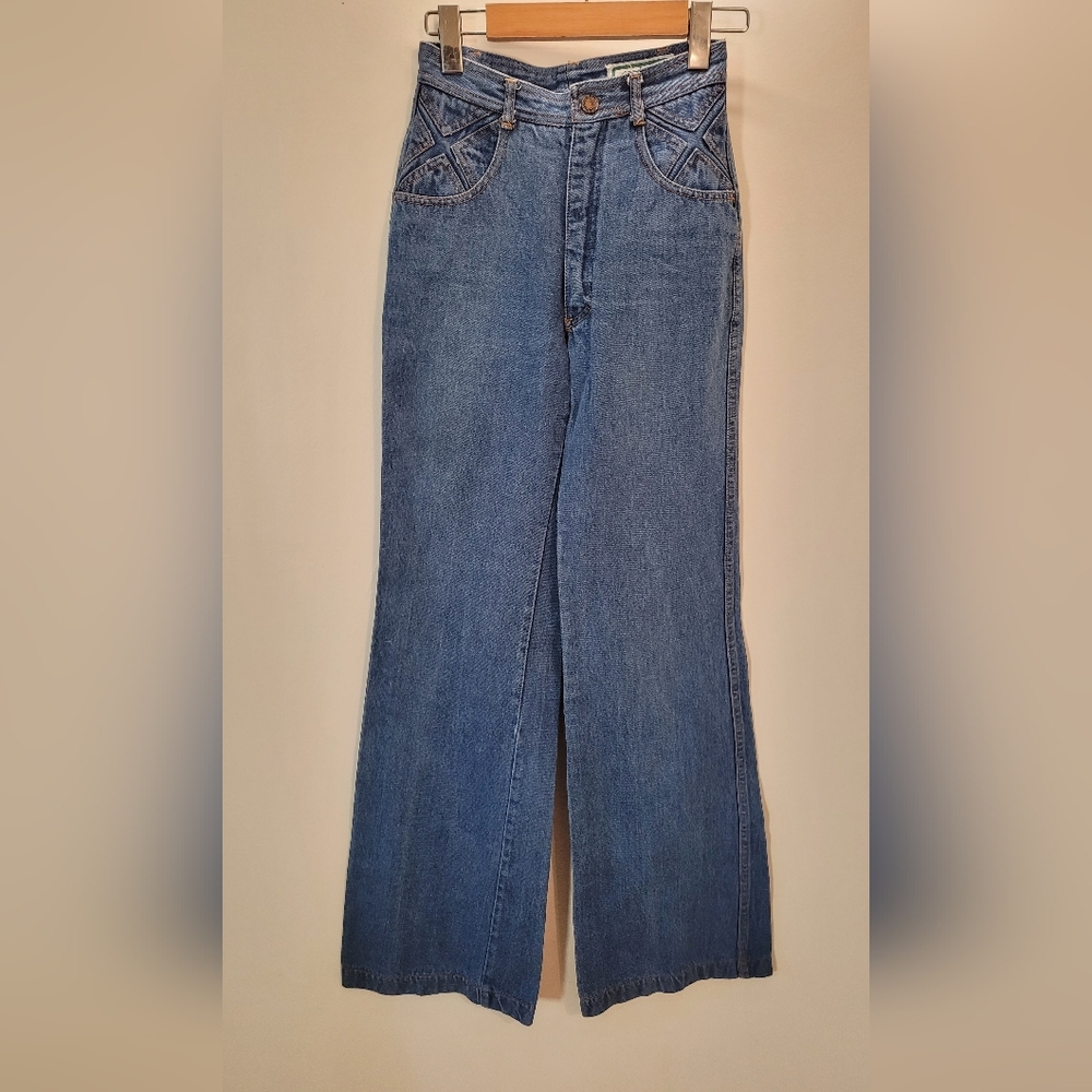 Huk-a-poo By Gamin Vintage 70s High Rise Cross Pockets Flare Jeans - Size 23-24"